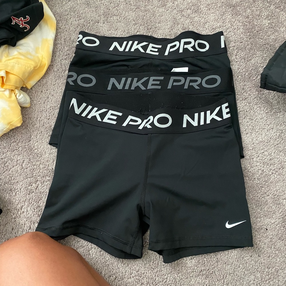nike pro shorts / spandex bundle
